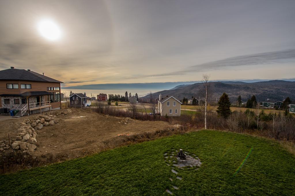 Les Chalets Huppes Du Massif Петит-Ривьер-Сен-Франсуа Номер фото